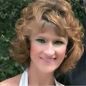 Meet your Posher, Suzanne